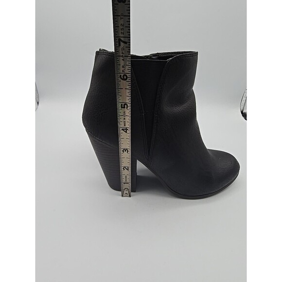 Fergalicious by Fergie Womens 6.5 M Black Zip Up Ankle Booties - Picture 9 of 10